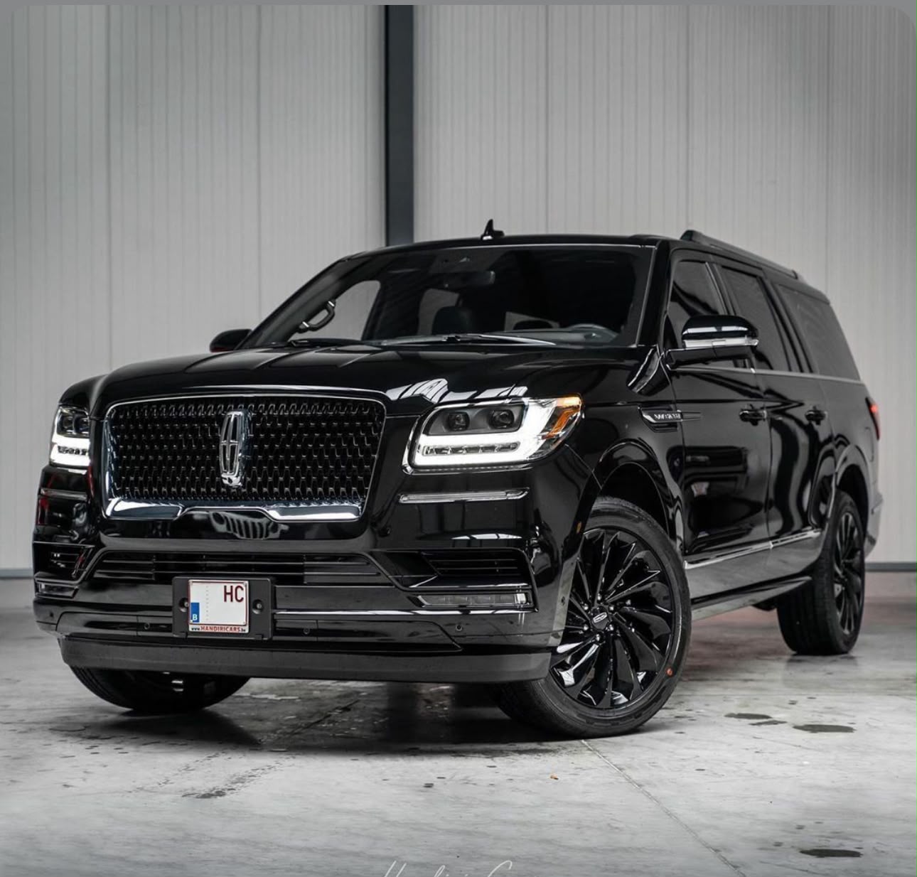 Lincoln Navigator